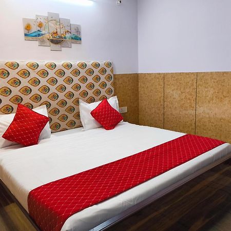 Hotel Metro Park Nowe Delhi Zewnętrze zdjęcie